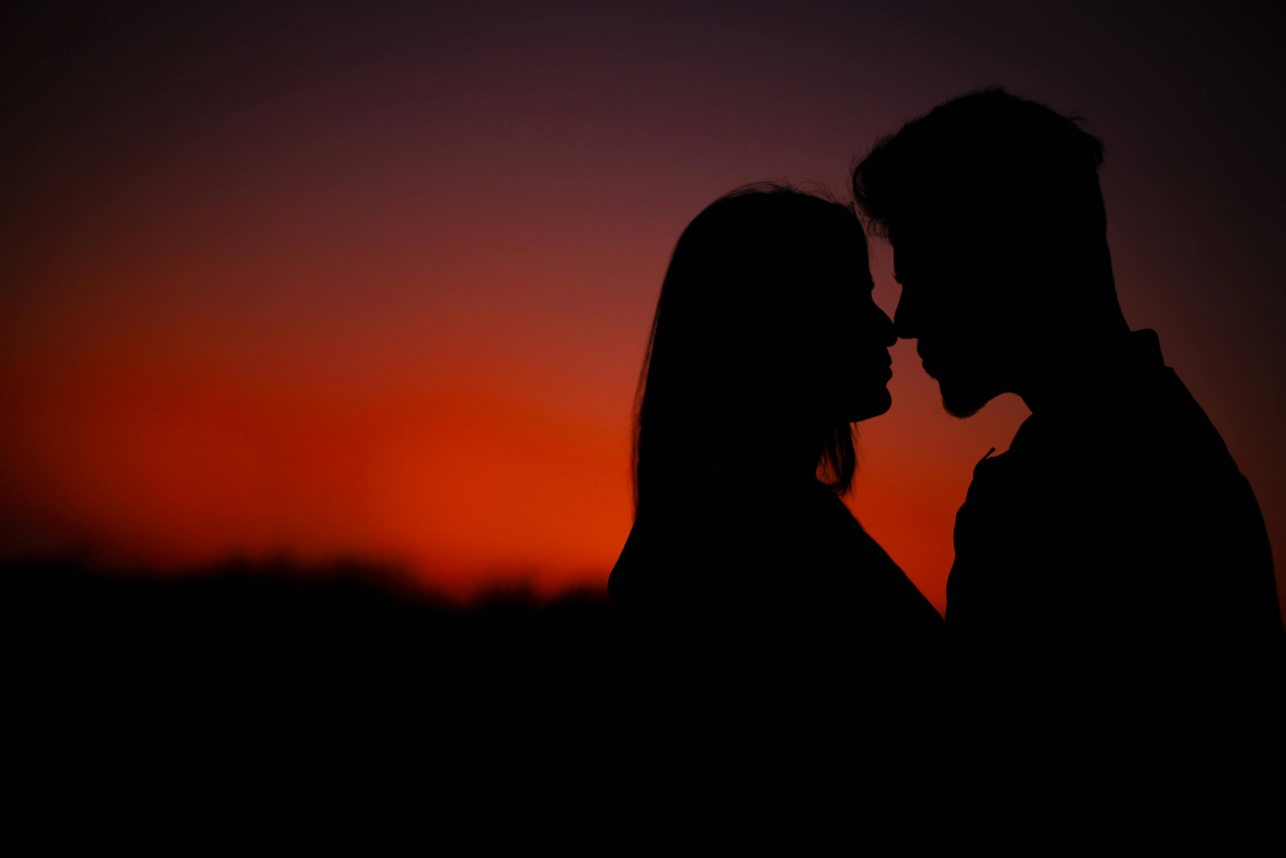 wife bites husbands tongue